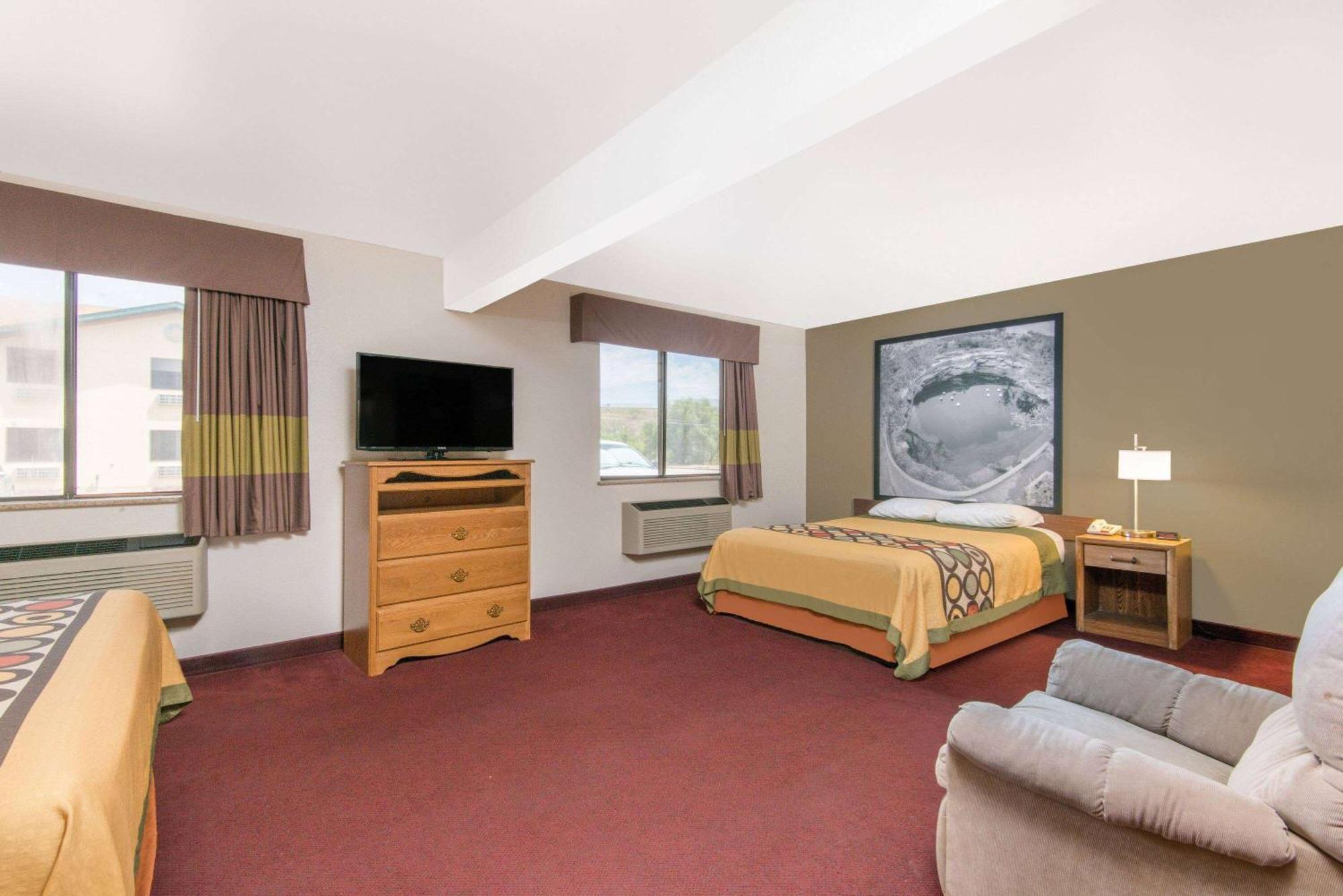 Hotel Super 8 By Wyndham Santa Rosa Extérieur photo