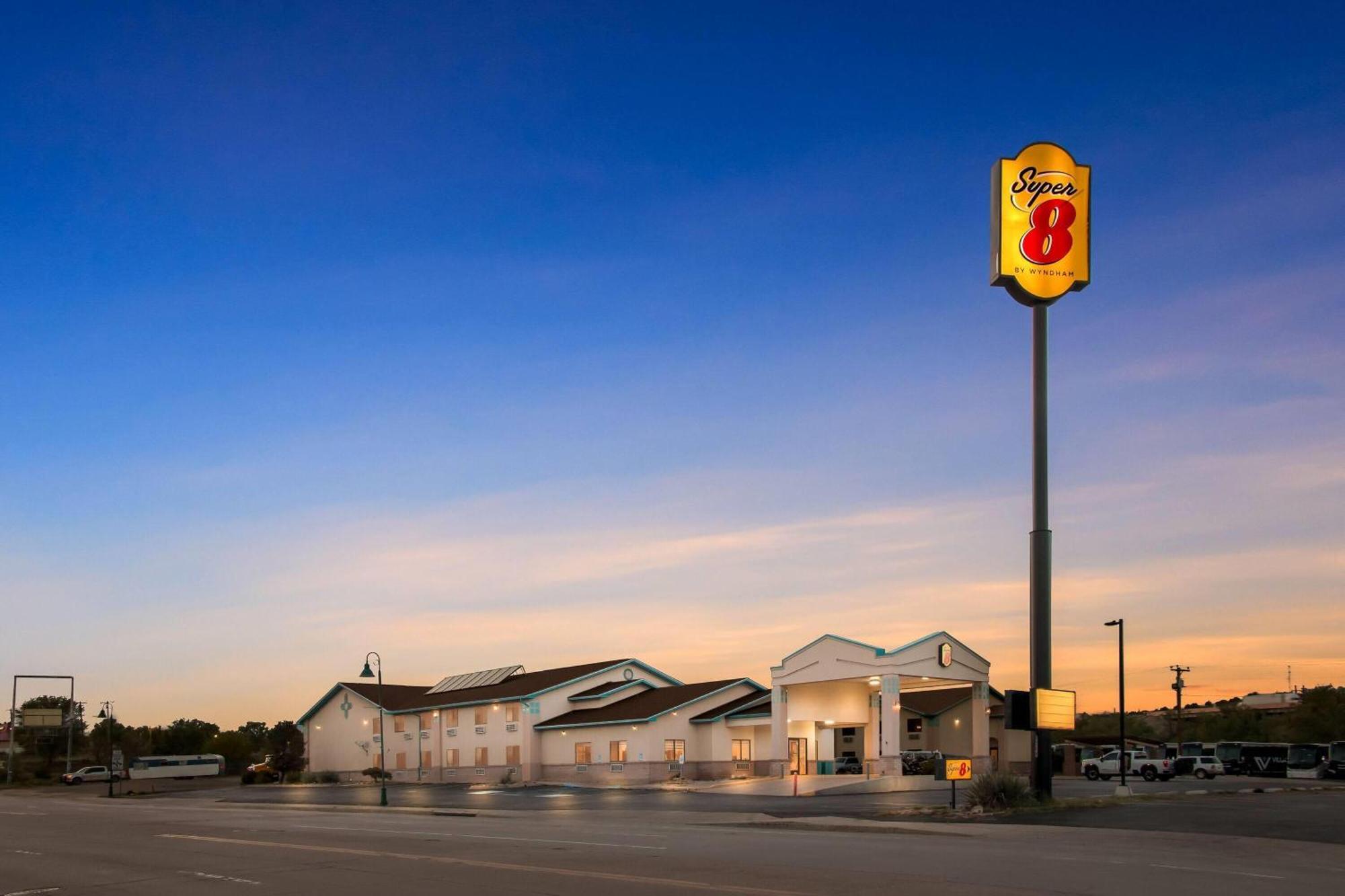 Hotel Super 8 By Wyndham Santa Rosa Extérieur photo